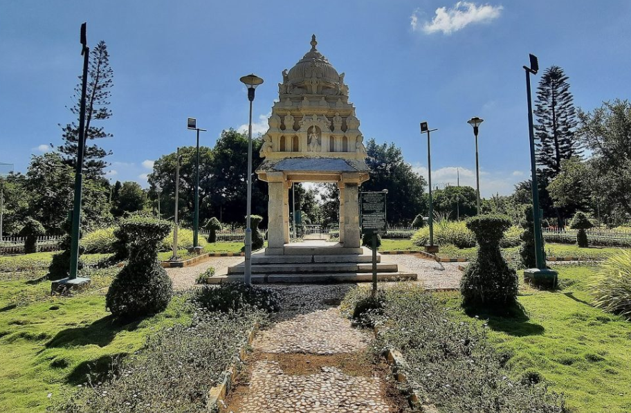 Kempe Gowda Tower, Bengaluru (Bangalore) Urban, Karnataka - Vushii.com